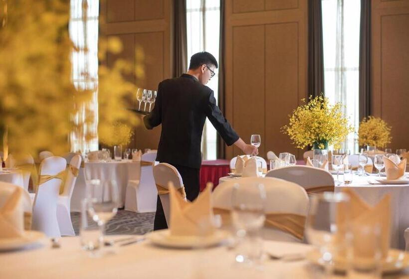 Otel Crowne Plaza Harbin Songbei, An Ihg