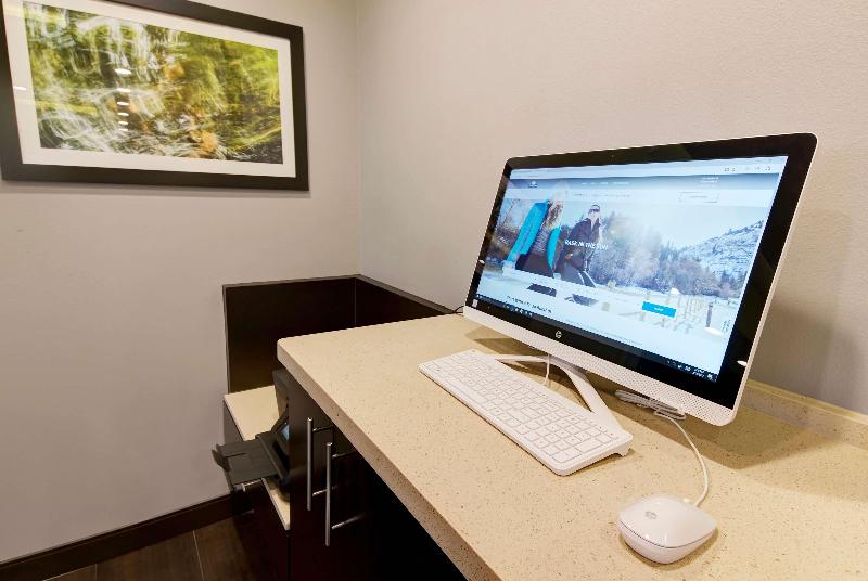 ホテル Days Inn & Suites By Wyndham Port Arthur