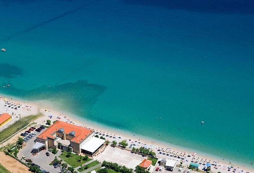 בית מלון כפרי Dobrovit