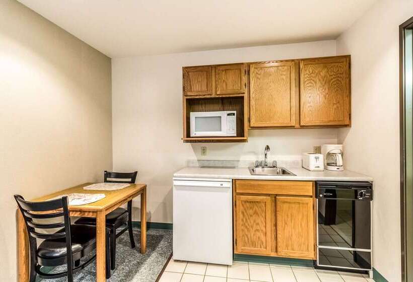 فندق Econo Lodge   Valley City