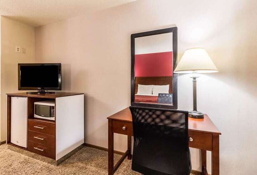 בית מלון כפרי Econo Lodge   Valley City