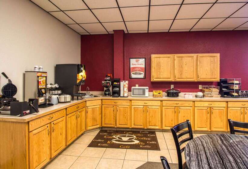 בית מלון כפרי Econo Lodge   Valley City