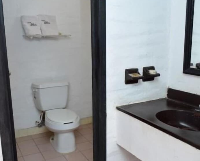 בית מלון כפרי El Rancho