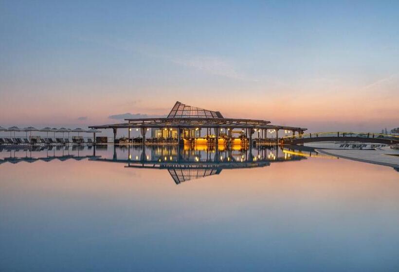 Elexus Hotel Resort & Spa & Casino