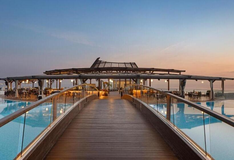 Elexus Hotel Resort & Spa & Casino