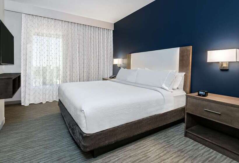 فندق Embassy Suites By Hilton College Station, Tx