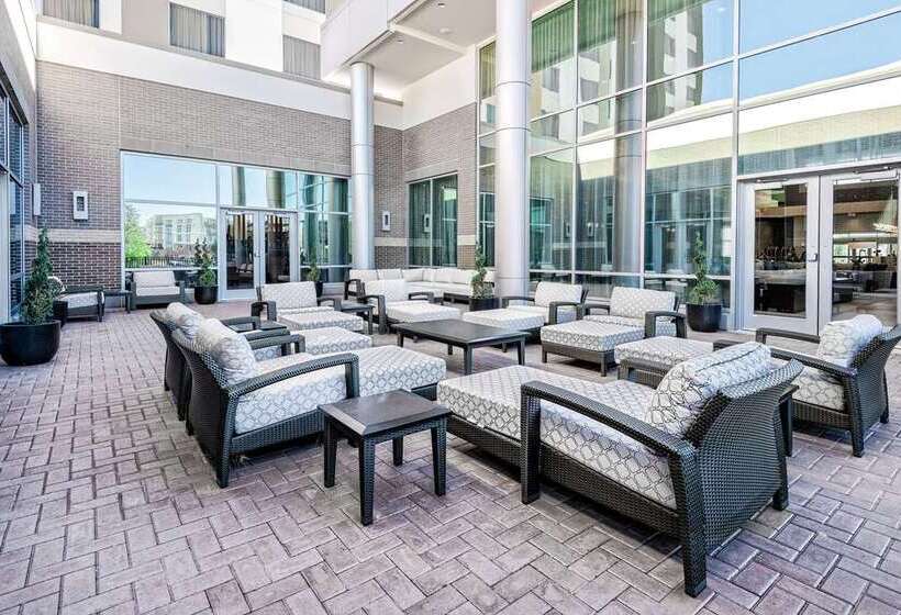 هتل Embassy Suites By Hilton College Station, Tx
