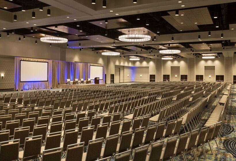 ホテル Embassy Suites By Hilton Denton Convention Center