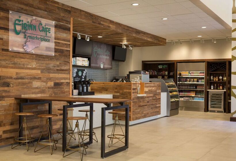 ホテル Embassy Suites By Hilton Denton Convention Center