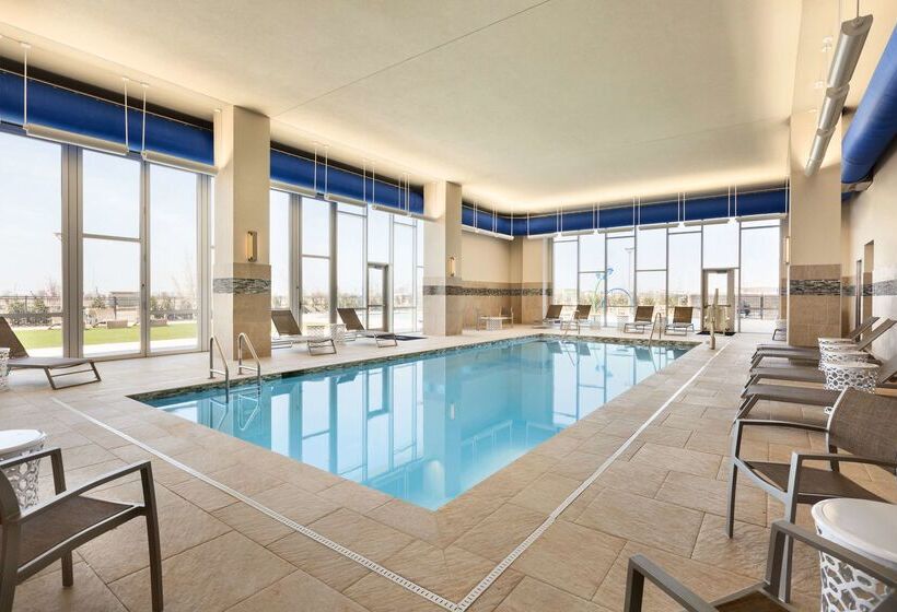 ホテル Embassy Suites By Hilton Denton Convention Center