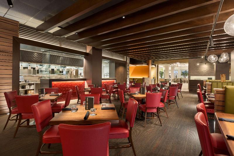 ホテル Embassy Suites By Hilton Denton Convention Center