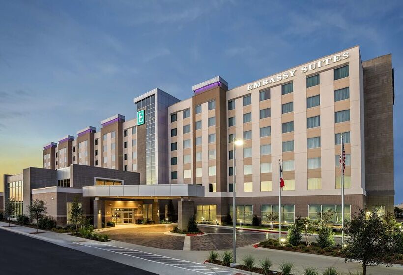 فندق Embassy Suites By Hilton College Station, Tx