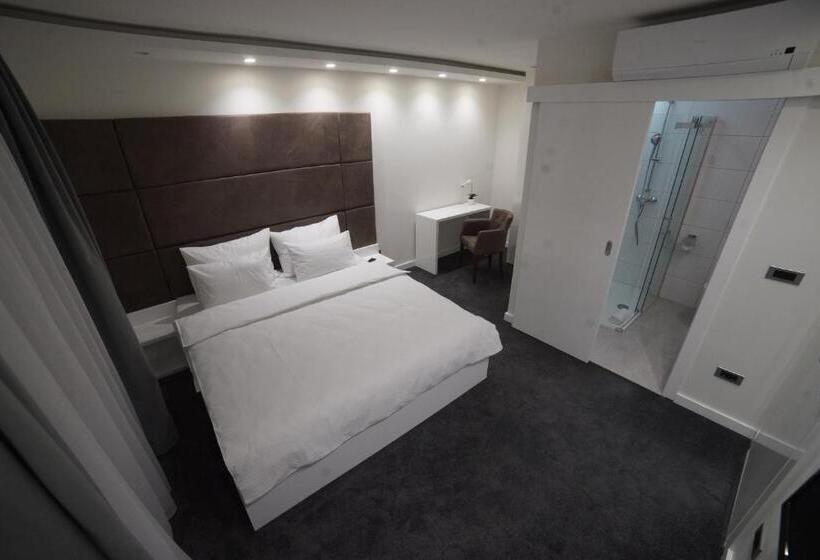 ホテル Forty Two Block A