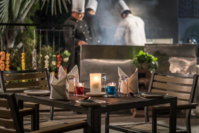 בית מלון כפרי Golden Tulip Suites Gurgaon