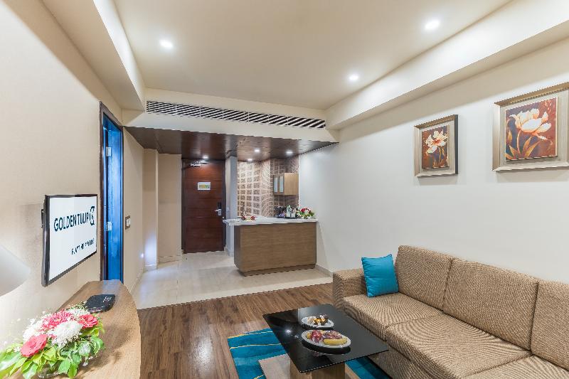 هتل Golden Tulip Suites Gurgaon