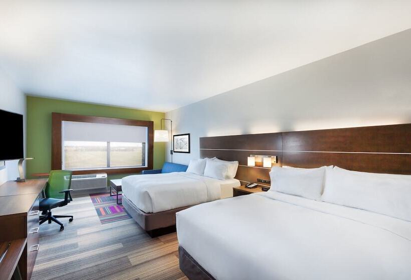 호텔 Holiday Inn Express And Suites Chanute, An Ihg