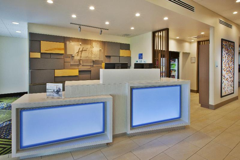 فندق Holiday Inn Express And Suites South Hill, An Ihg