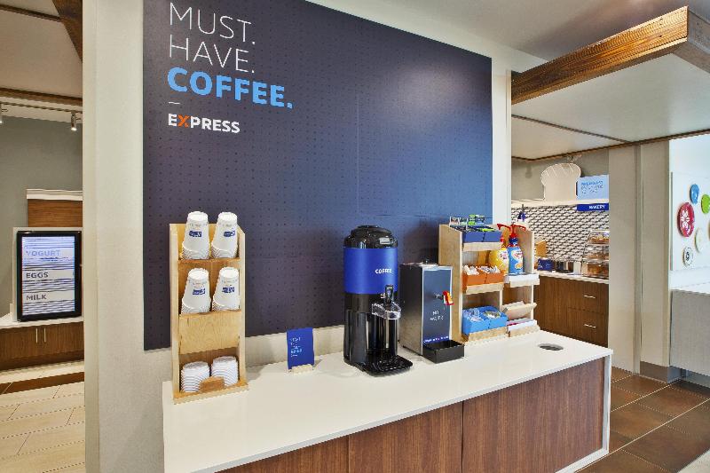 فندق Holiday Inn Express And Suites South Hill, An Ihg