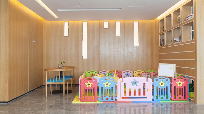 هتل Holiday Inn Express Chengdu Airport Zone, An Ihg