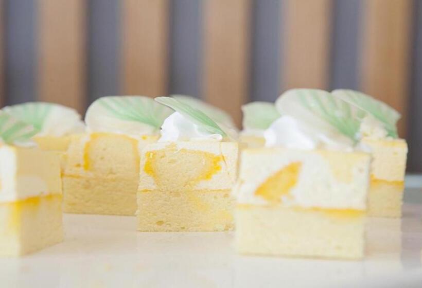 هتل Holiday Inn Express Chengdu Airport Zone, An Ihg