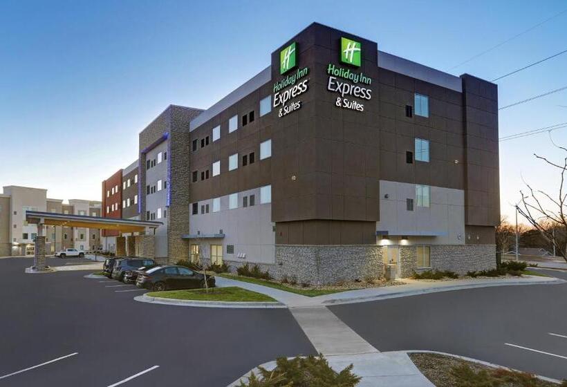 فندق Holiday Inn Express & Suites   Lenexa   Overland Park Area, An Ihg