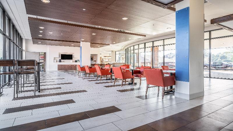 فندق Holiday Inn Express & Suites Platteville, An Ihg