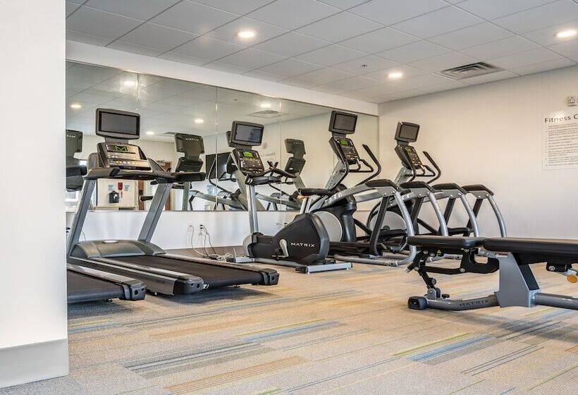 فندق Holiday Inn Express & Suites Platteville, An Ihg