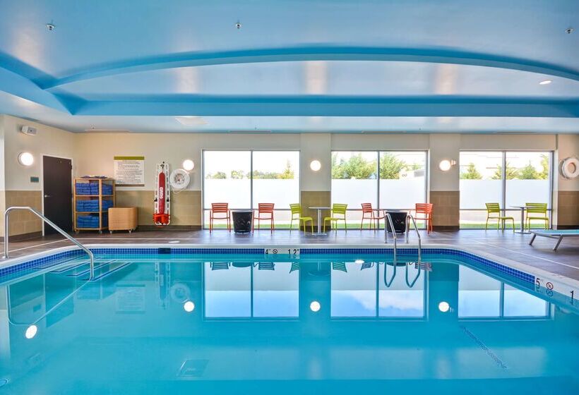 فندق Home2 Suites By Hilton Charles Town