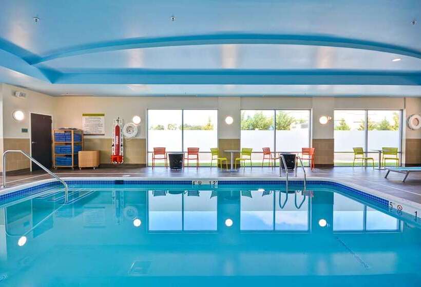 فندق Home2 Suites By Hilton Charles Town