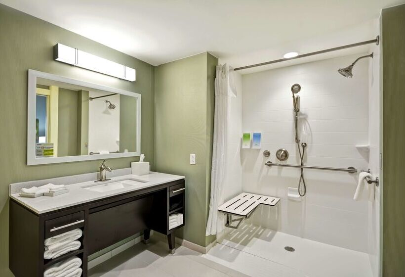 هتل Home2 Suites By Hilton Maumee Toledo