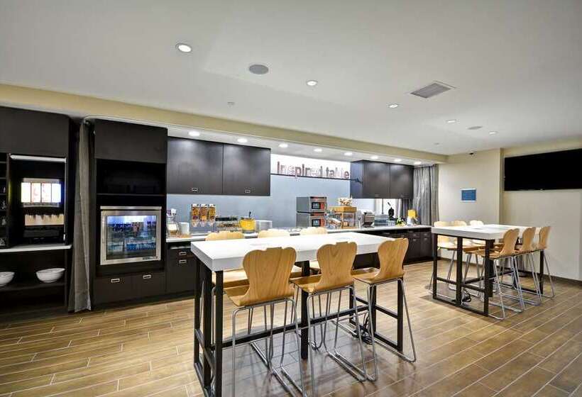 هتل Home2 Suites By Hilton Maumee Toledo