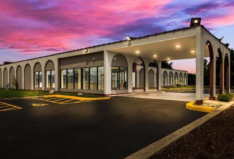 ホテル Red Roof Inn And Conference Center Chicago   N Aurora Naperville