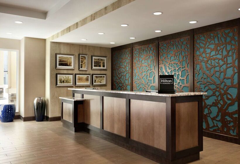 هتل Homewood Suites By Hilton Hartford Manchester