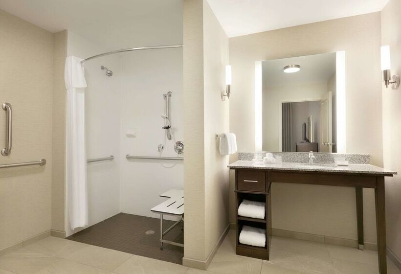 هتل Homewood Suites By Hilton Hartford Manchester