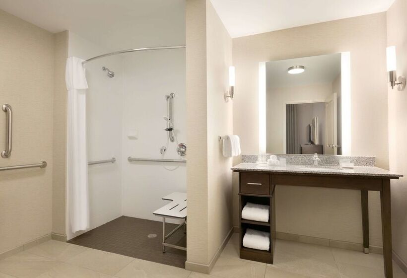هتل Homewood Suites By Hilton Hartford Manchester