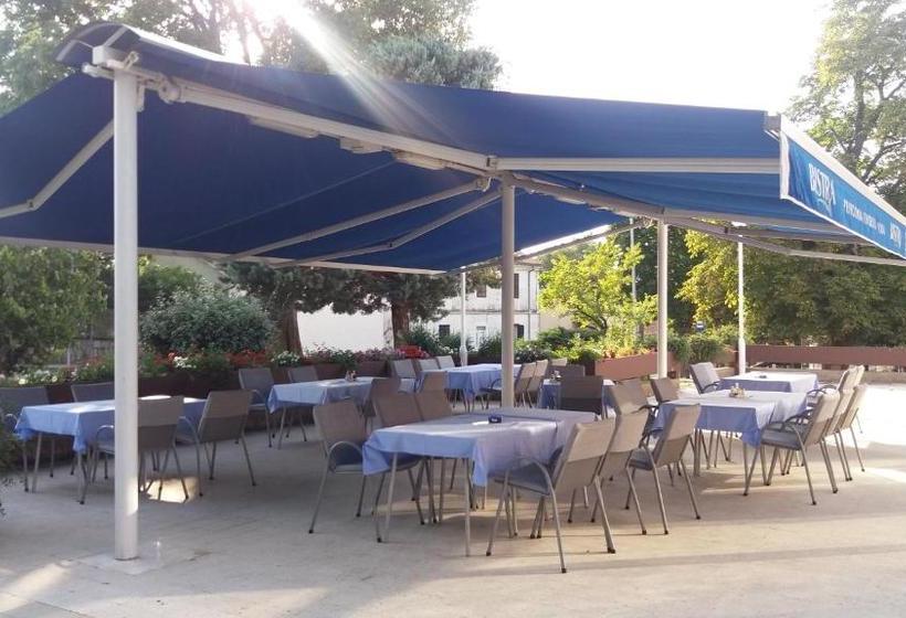 Отель Kraljevica