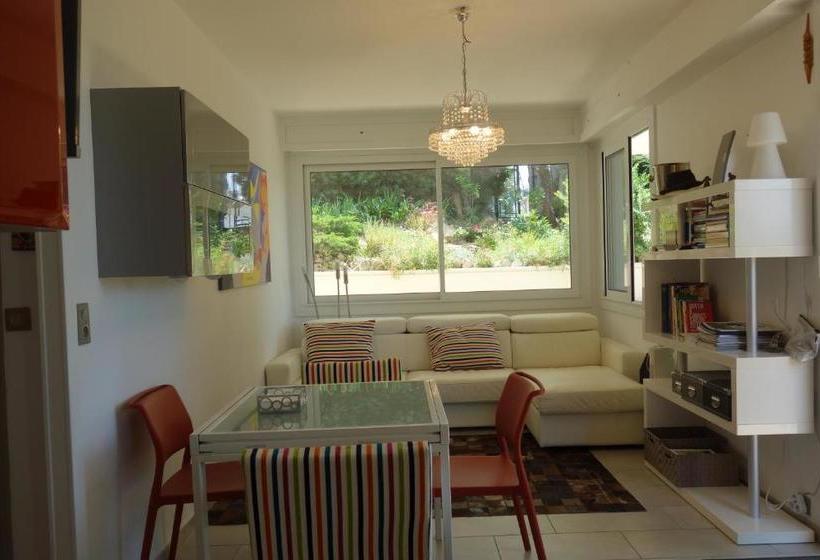 호텔 Le Floriana Residence