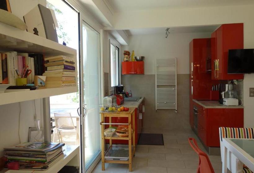 호텔 Le Floriana Residence