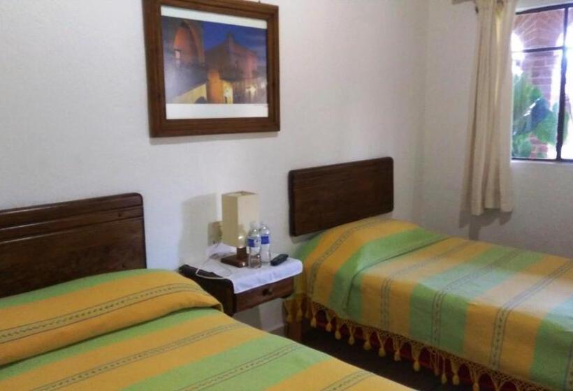 فندق Los Mezquites