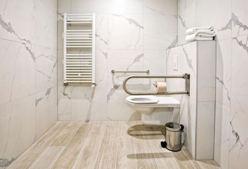 Marvie Hotel & Health