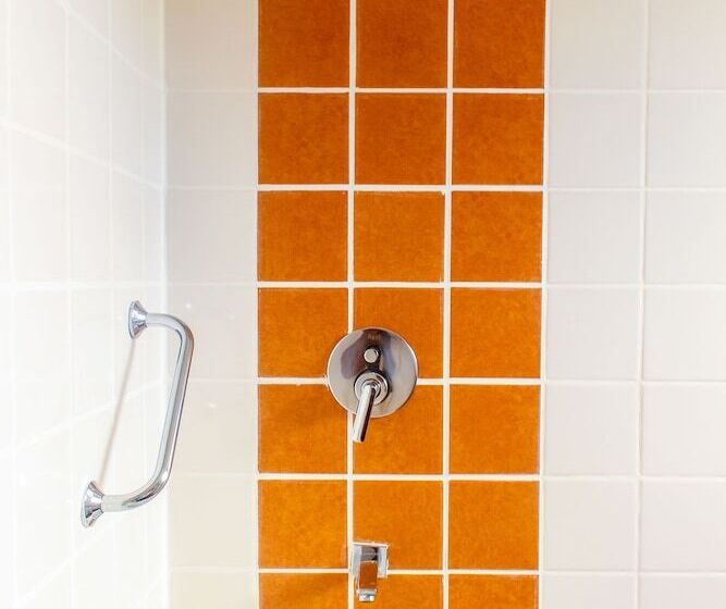 هتل Mweya Safari Lodge