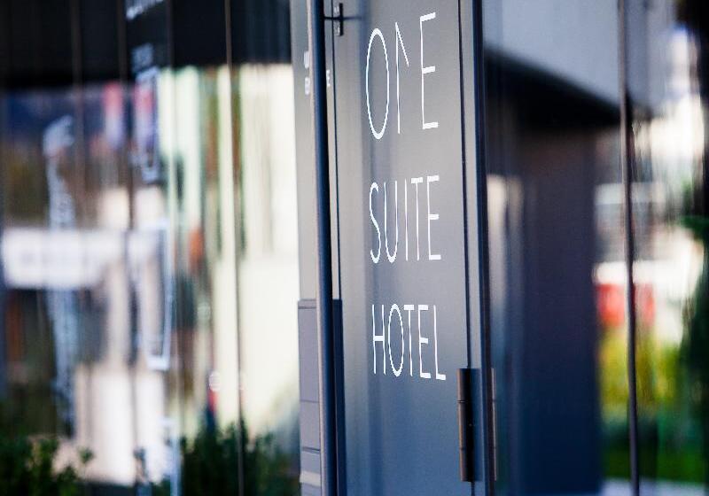 Hotel One Suite