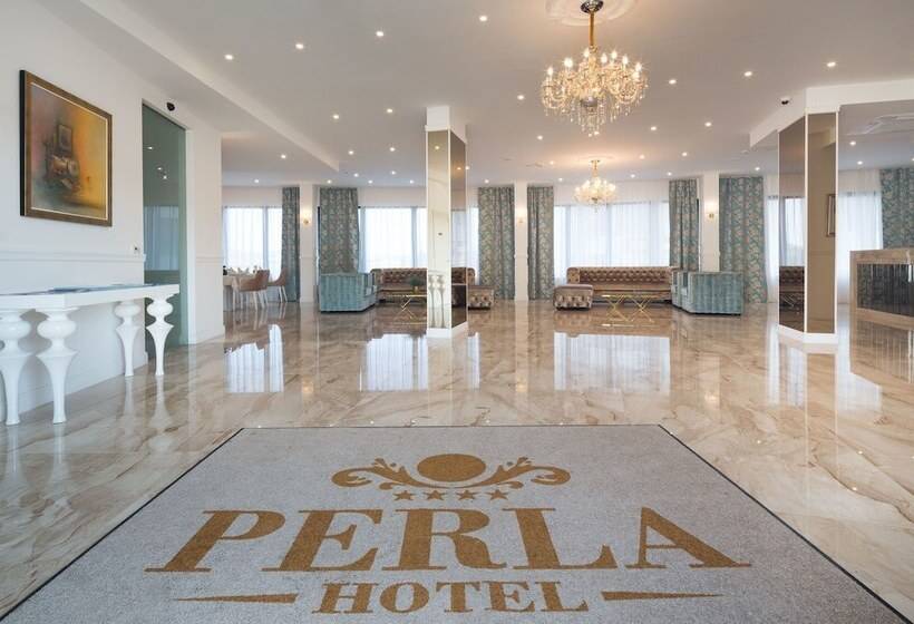 Отель Perla