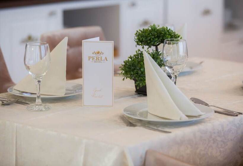 Отель Perla