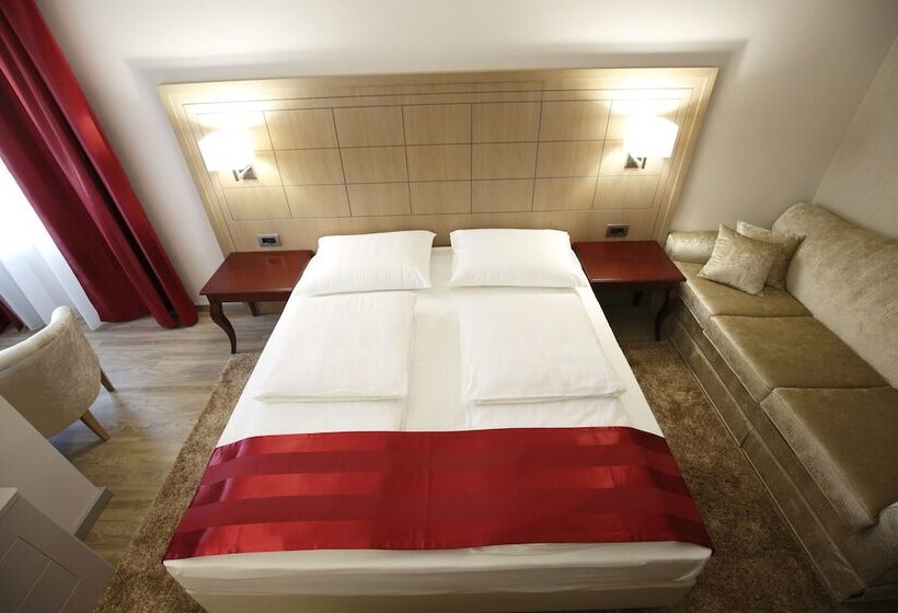 בית מלון כפרי Raca