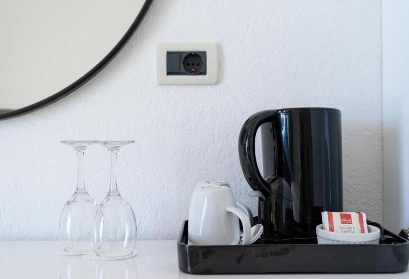 فندق Riva Kaštela With Swimming Pool