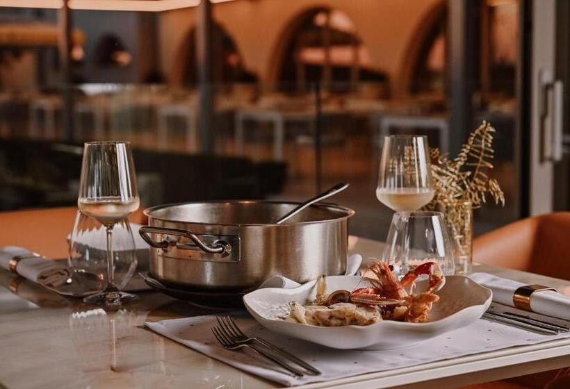 فندق Stomorin Marina Hramina