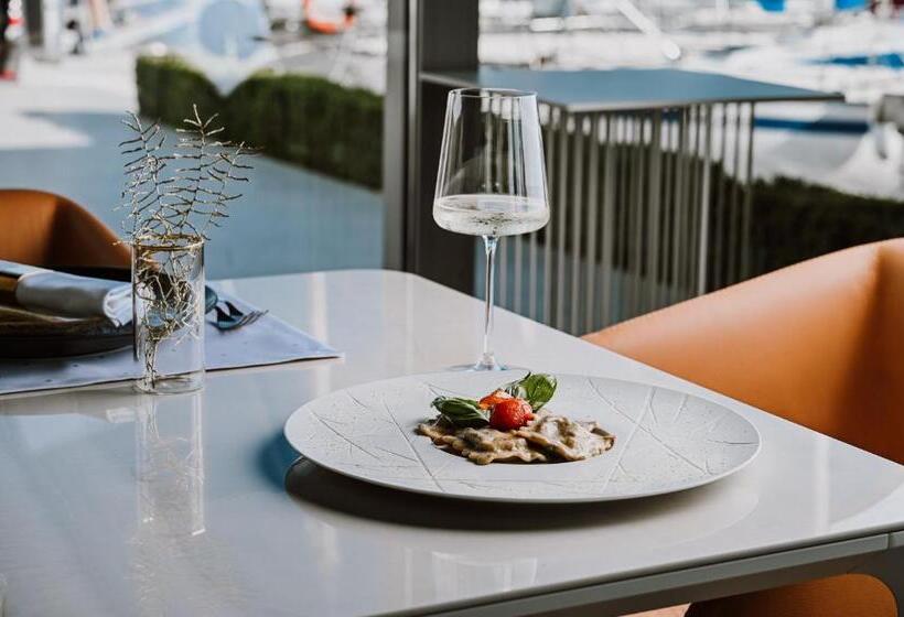 בית מלון כפרי Stomorin Marina Hramina