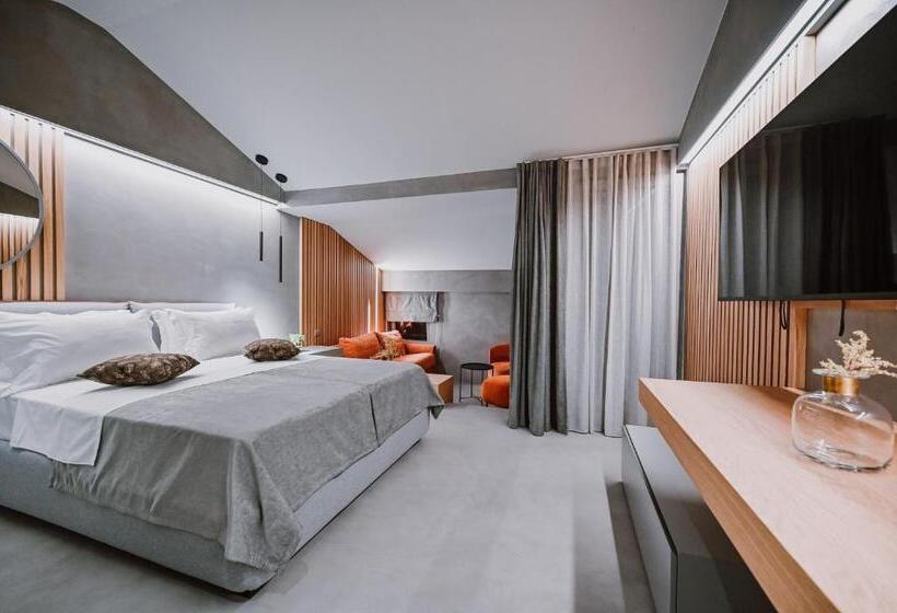 فندق Stomorin Marina Hramina