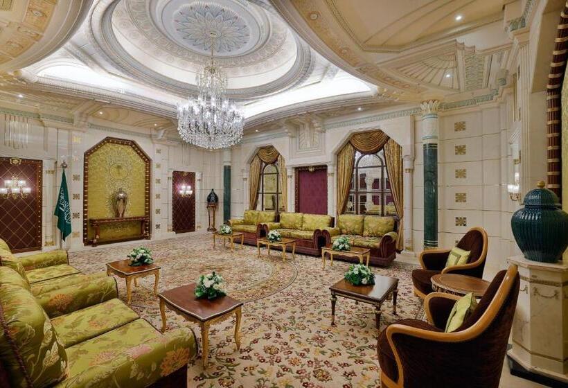 בית מלון כפרי The Ritz Carlton Jeddah